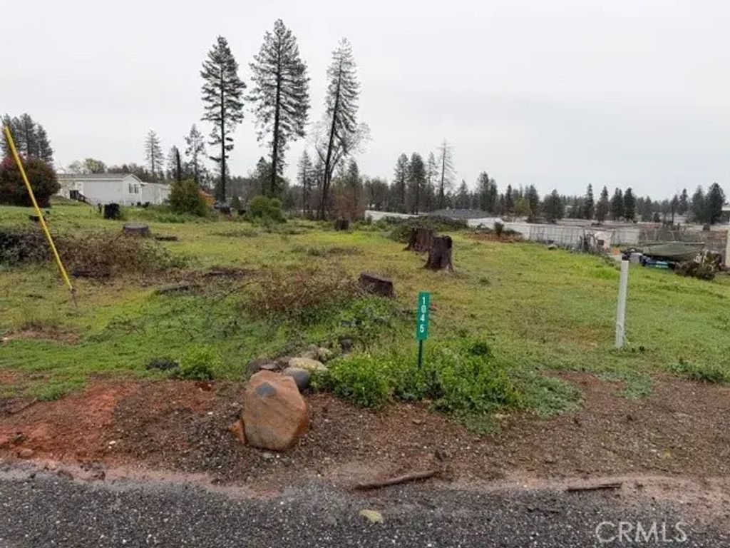 1045 Maple Park, Paradise