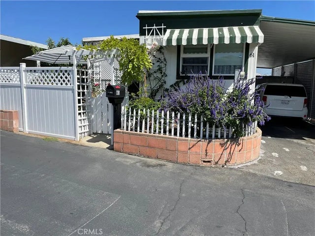61 Hummingbird, Oceanside