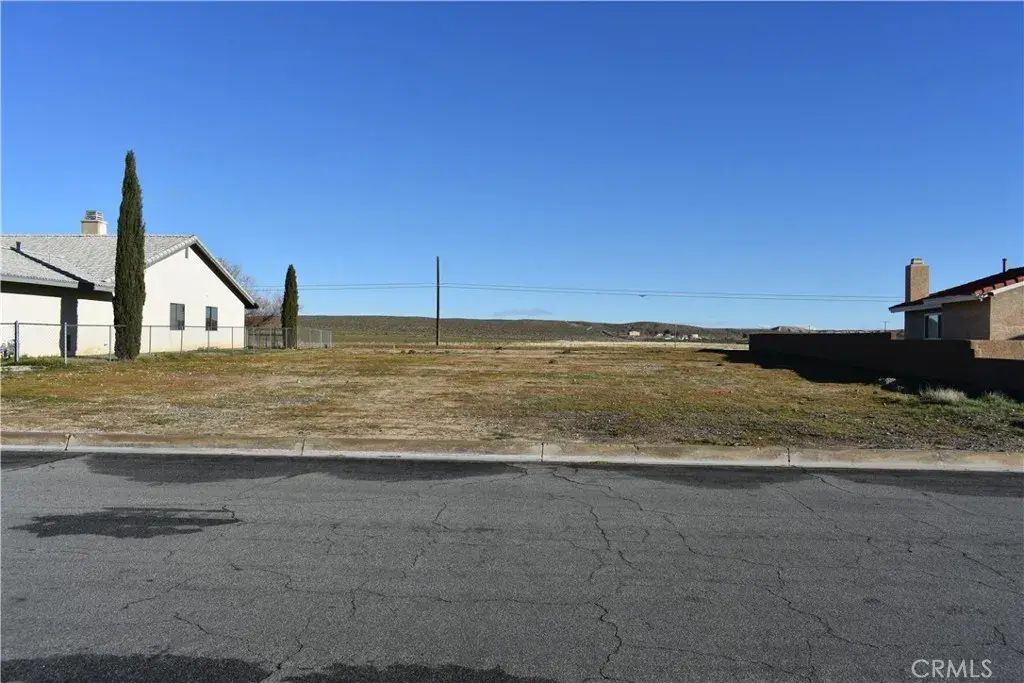 15224 Tournament Drive, Helendale