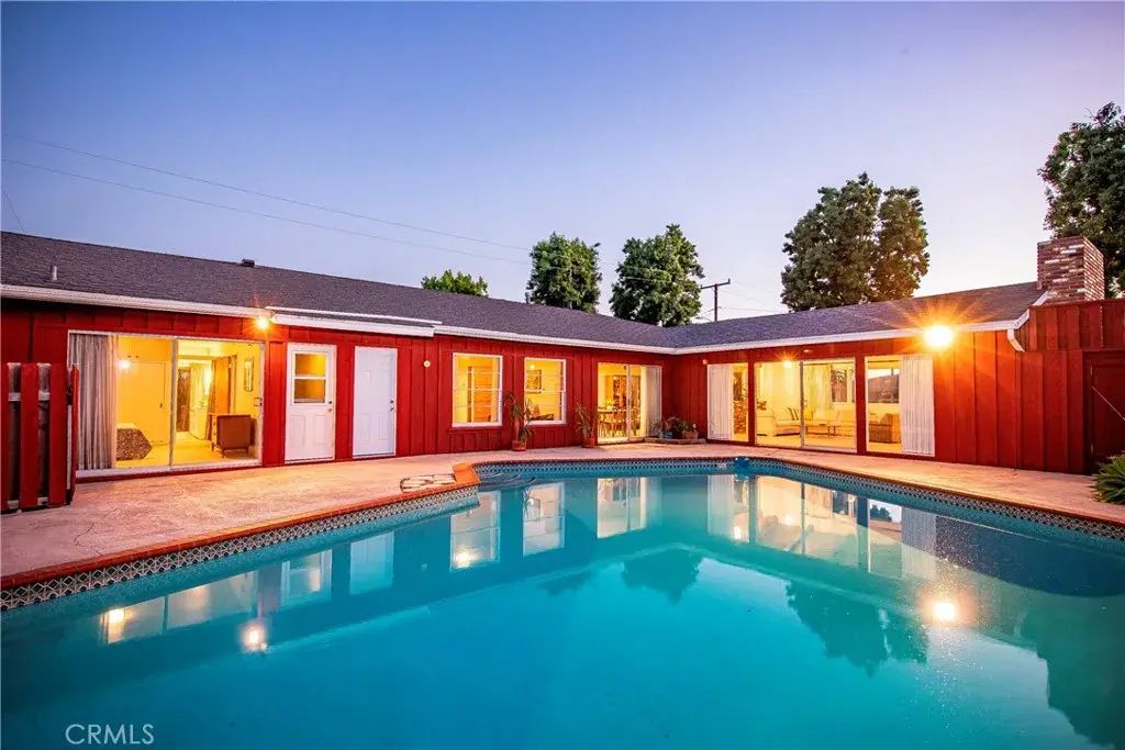 10132 La Cima, Whittier