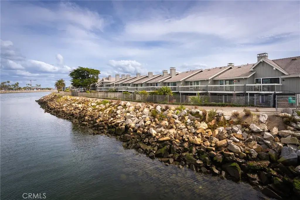 315 Spinnaker Way, Seal Beach