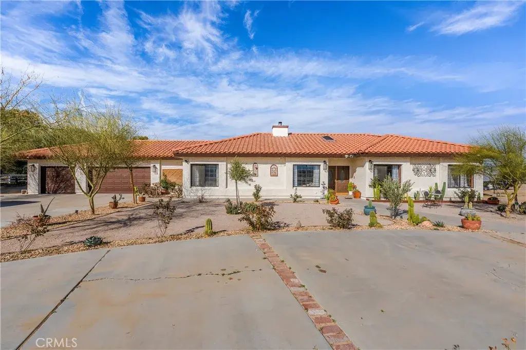 8549 W Avenue D2, Lancaster