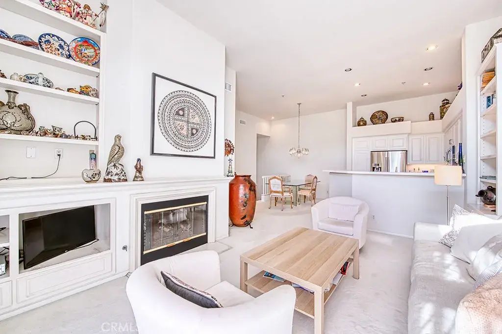 1204 Solvay Aisle, Irvine