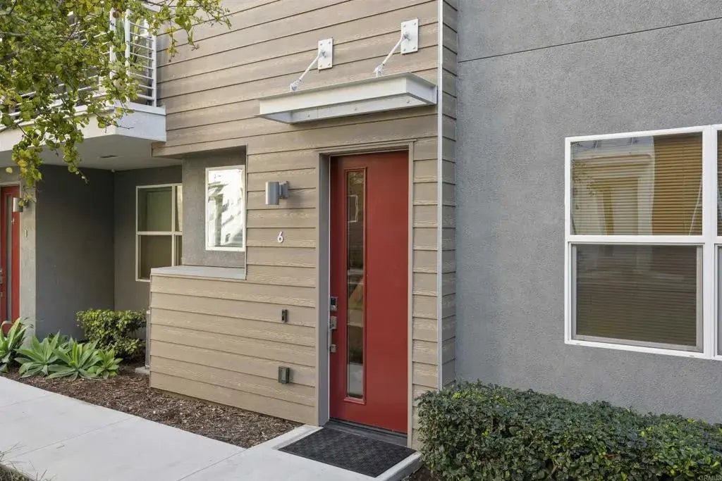 2049 Bravo Loop 6, Chula Vista