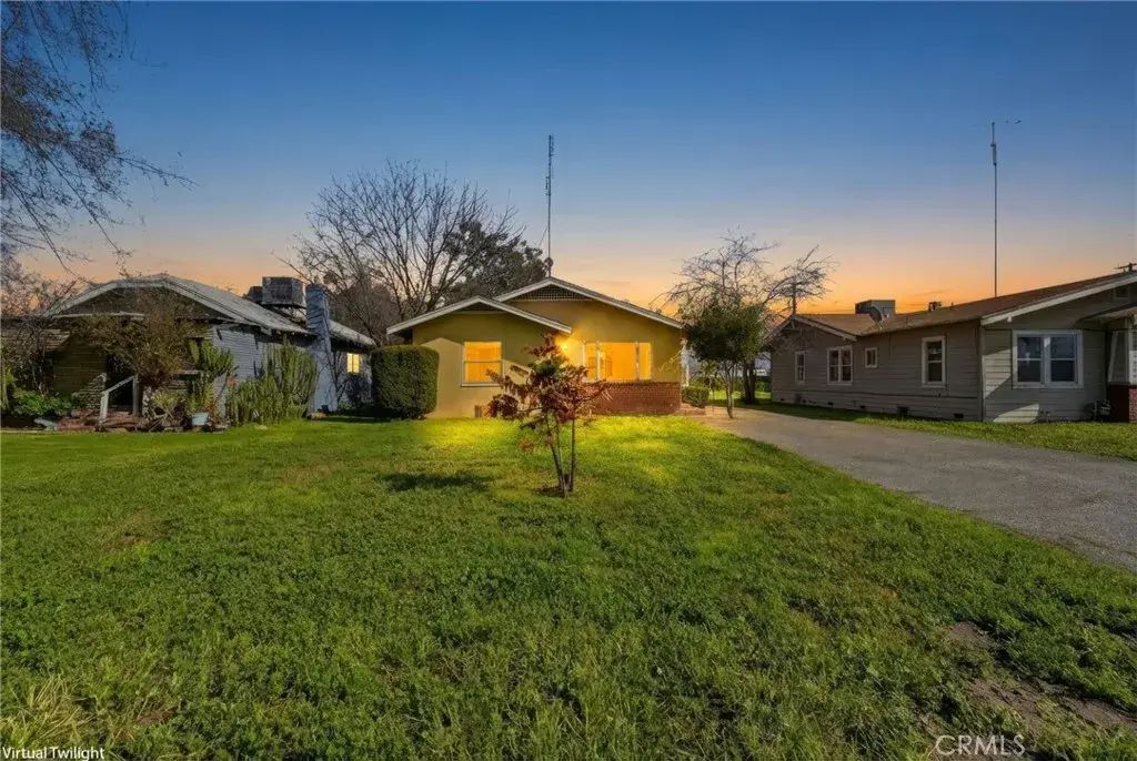 821 S 11th, Hanford