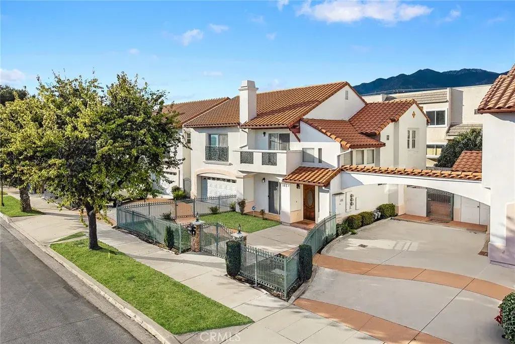 165 Bonita B, Arcadia
