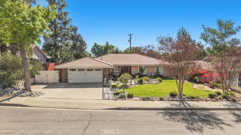 424 Greensboro Court, Claremont