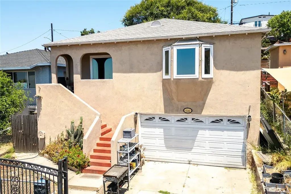 1516 Kurtz, Los Angeles