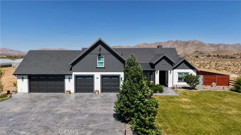 23670 Shirwaun, Apple Valley