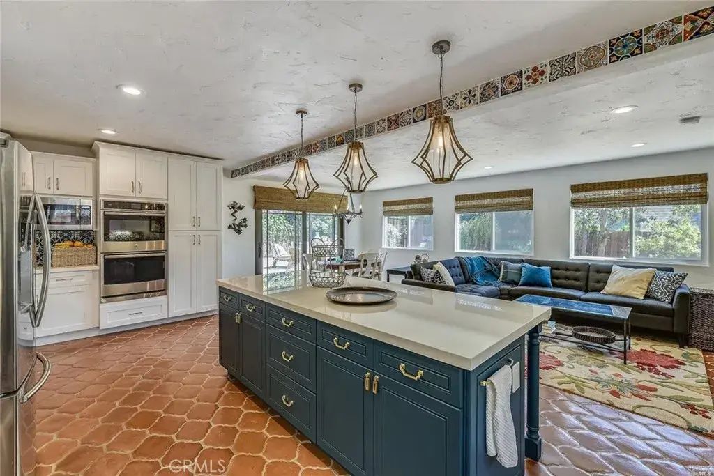 9 El Camino Real, Vallejo