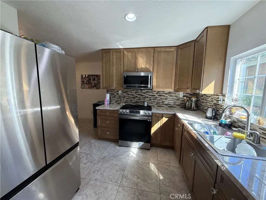 5342 36th, Riverside