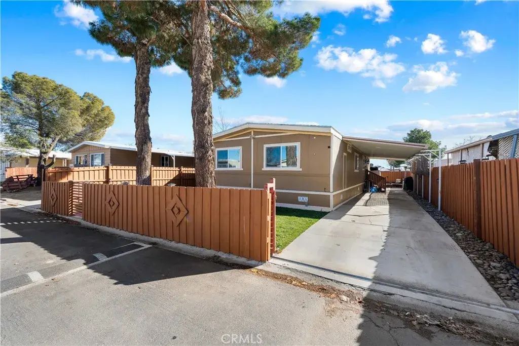 3300 W 15th West 153, Rosamond
