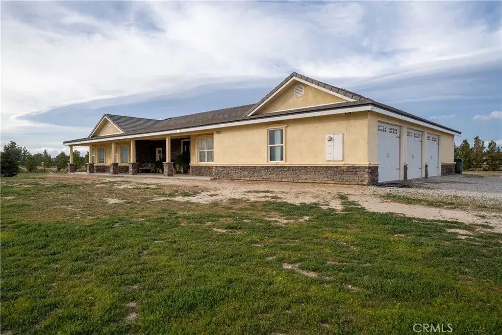 7095 Cypress, Rosamond