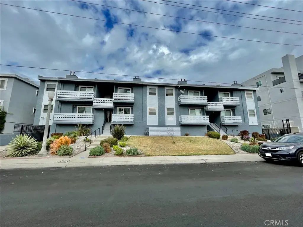 6655 W 86th Place 106, Los Angeles
