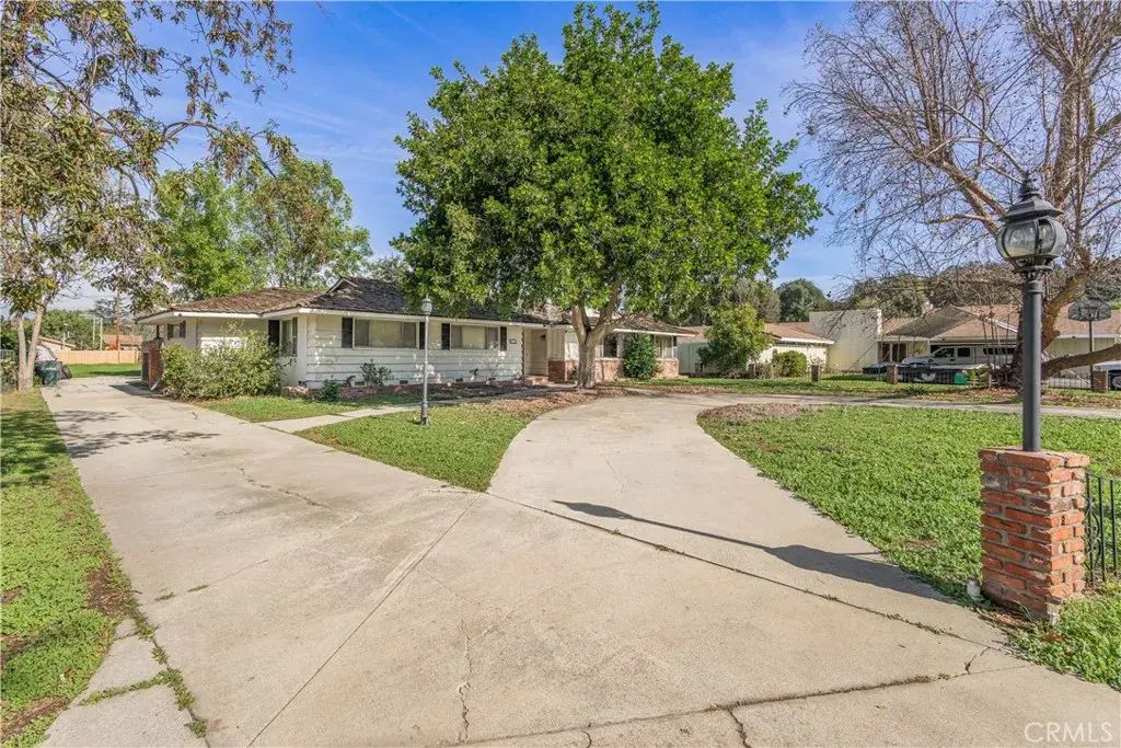 751 S Corrida, Covina
