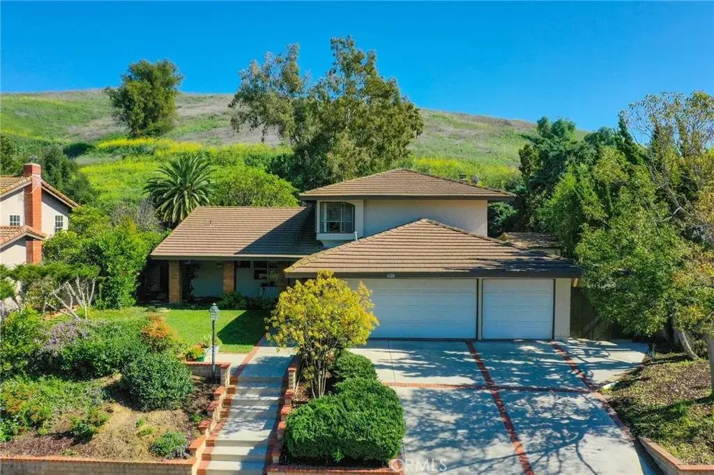 6120 Altmark, Whittier