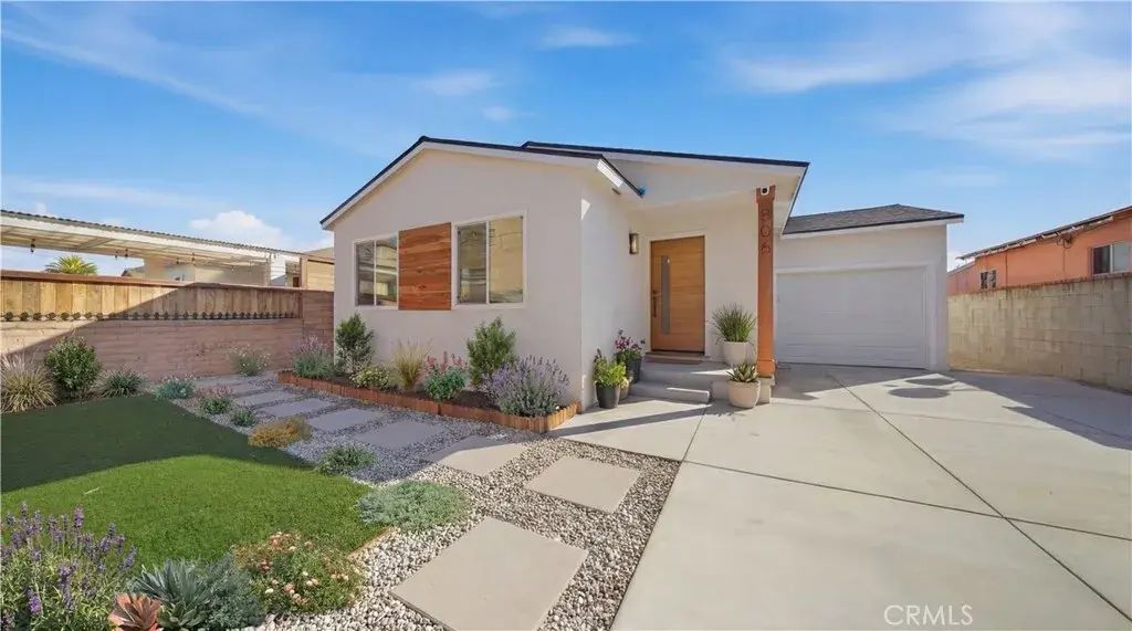 806 W 219th Street, Torrance