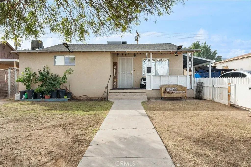 727 El Centro Avenue, El Centro