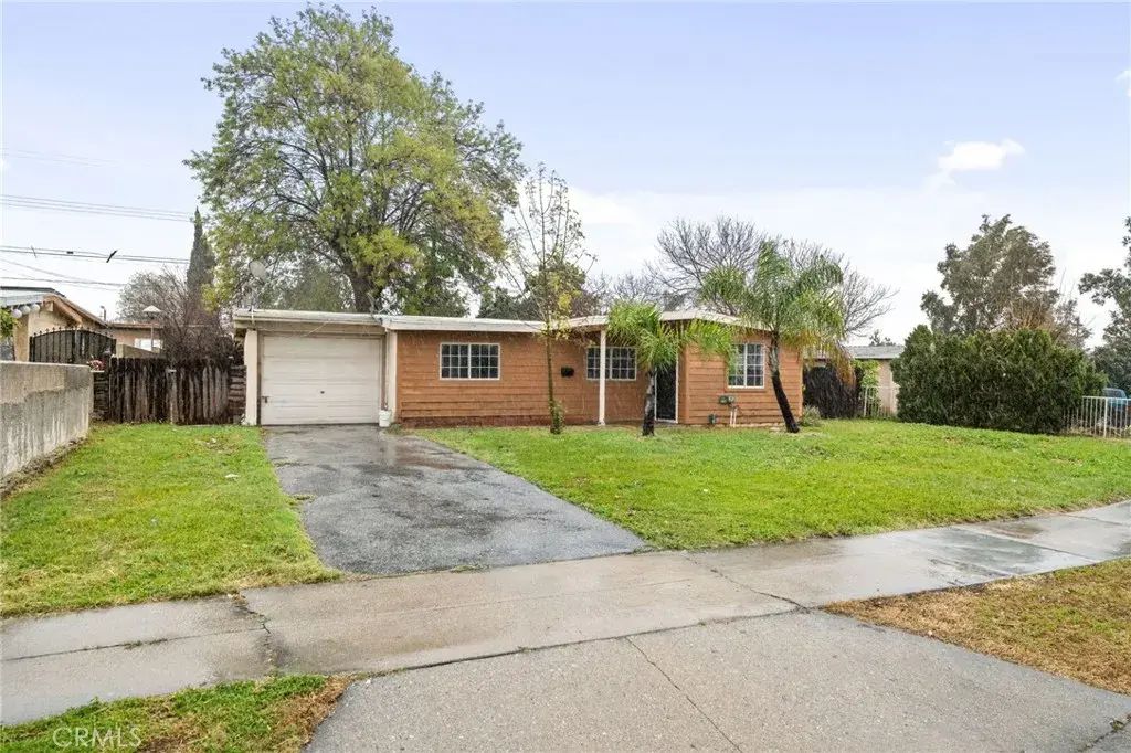 2934 Sumner Avenue, Pomona