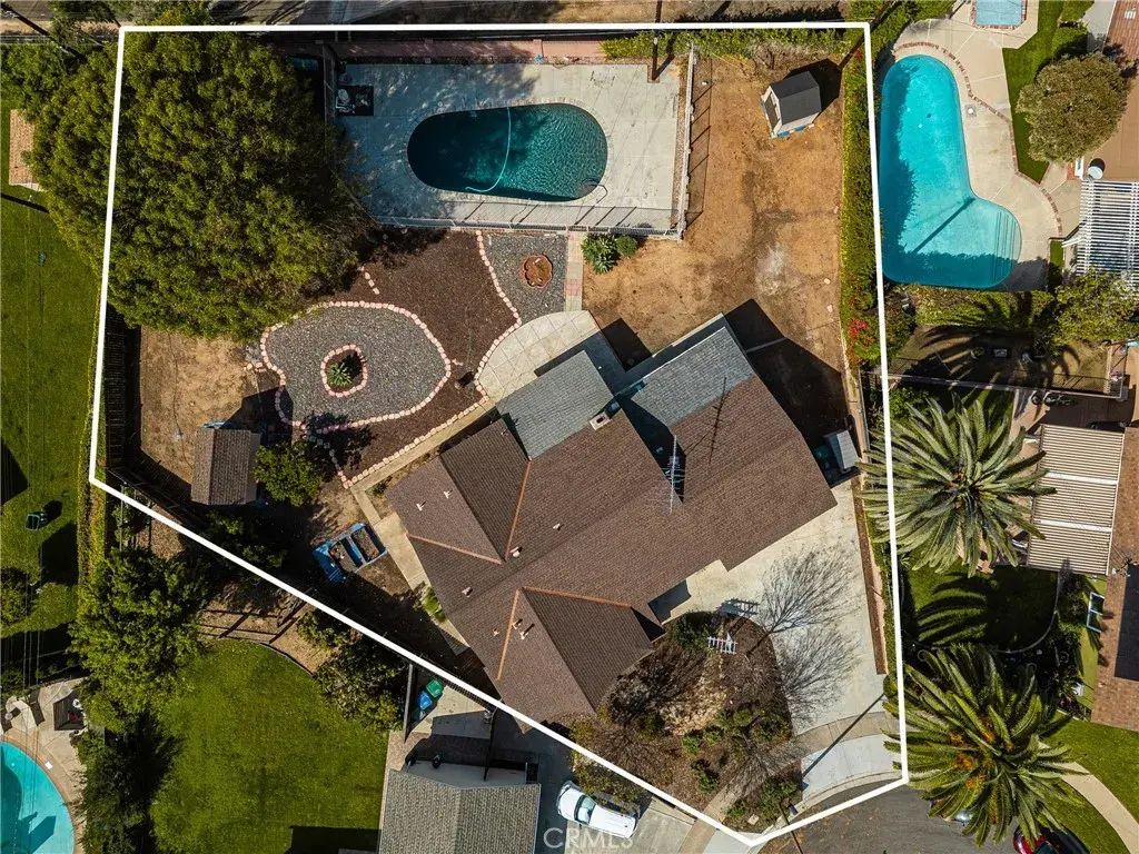 1532 Rainbow Dr., North Tustin