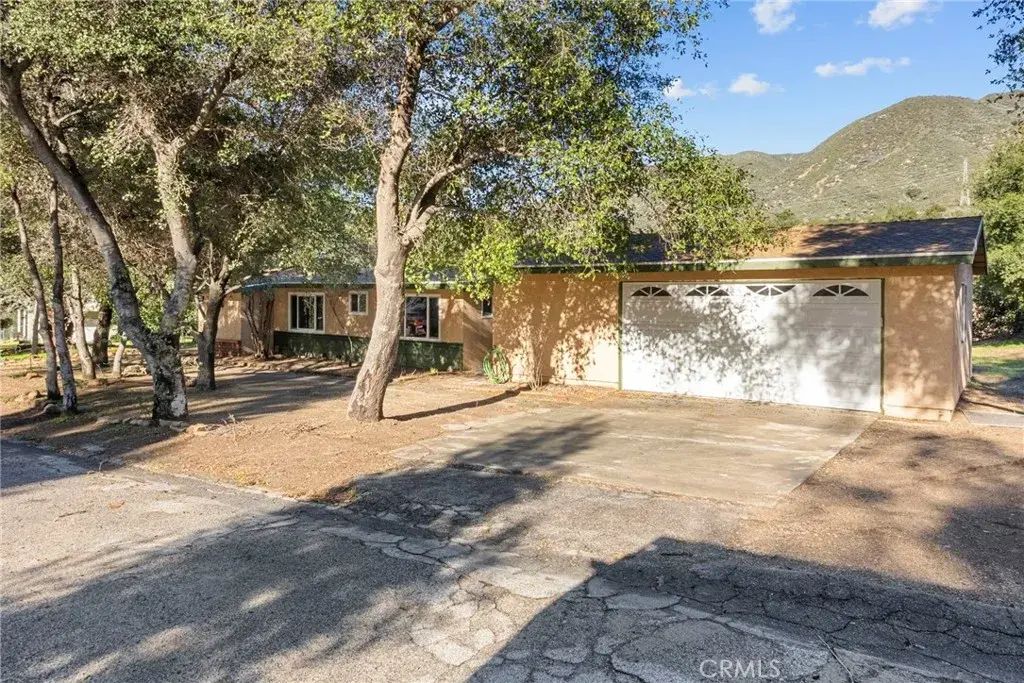 39407 Calle El Fuente, Green Valley