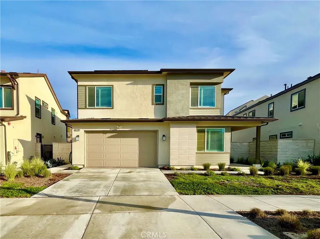 27280 Debut Place, Valencia