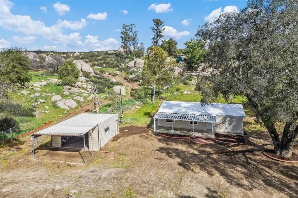 42580 E Benton, Hemet