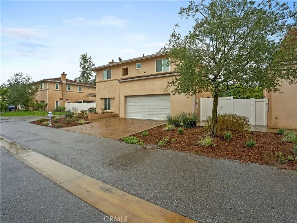 15940 W Ward Court, Van Nuys