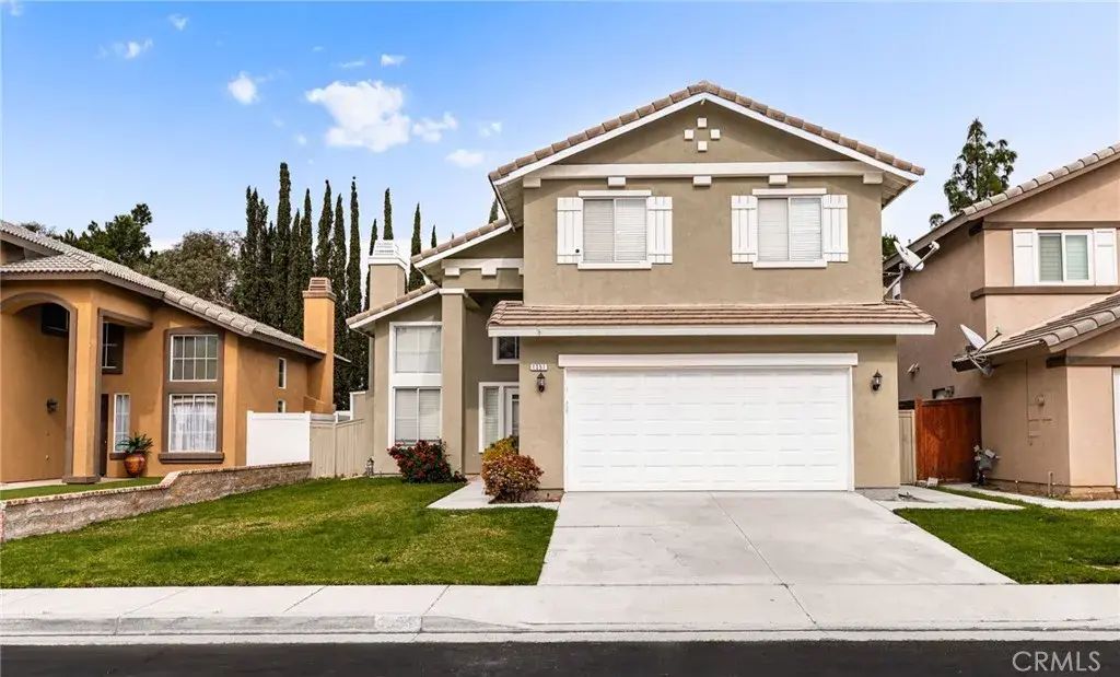 1351 Longwood Pines, Corona