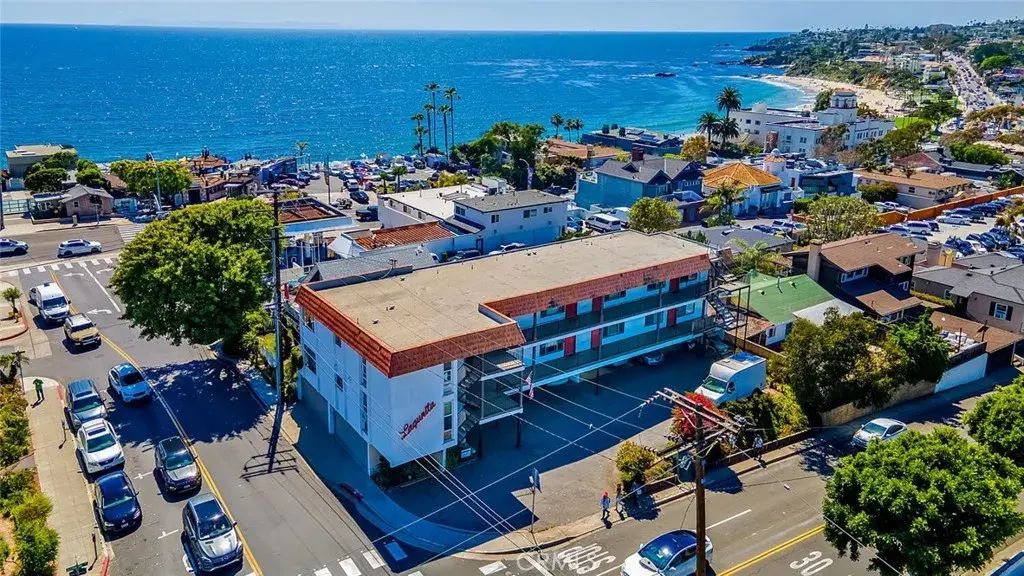 585 Glenneyre St. #5 Street, Laguna Beach