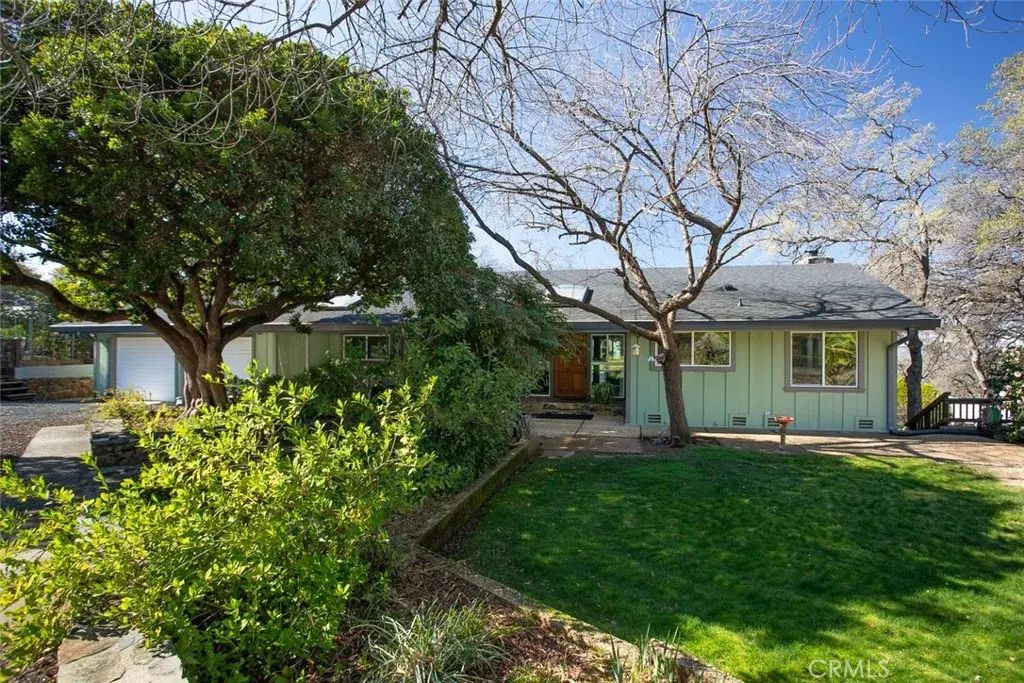 210 Riverview Drive, Oroville