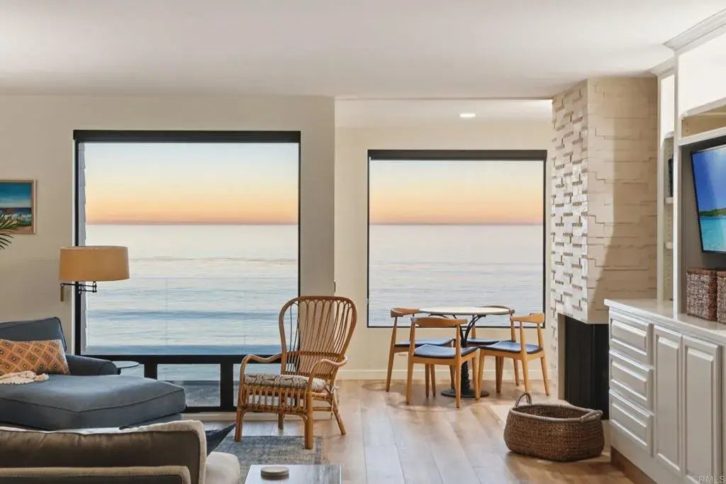 211 S Helix 53, Solana Beach