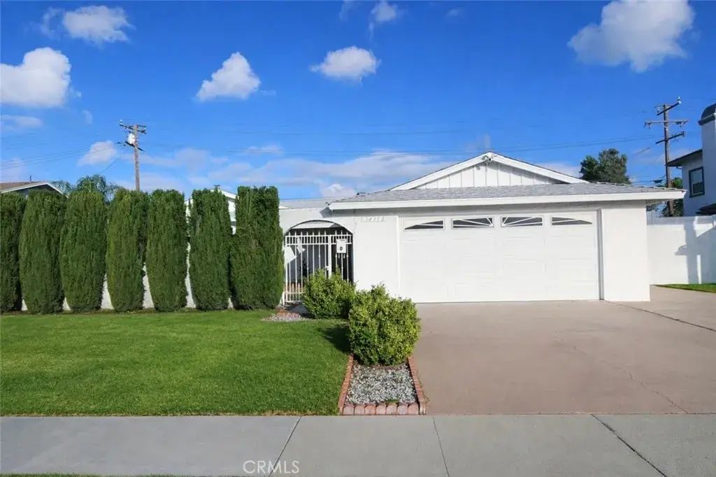 14172 Swan, Westminster