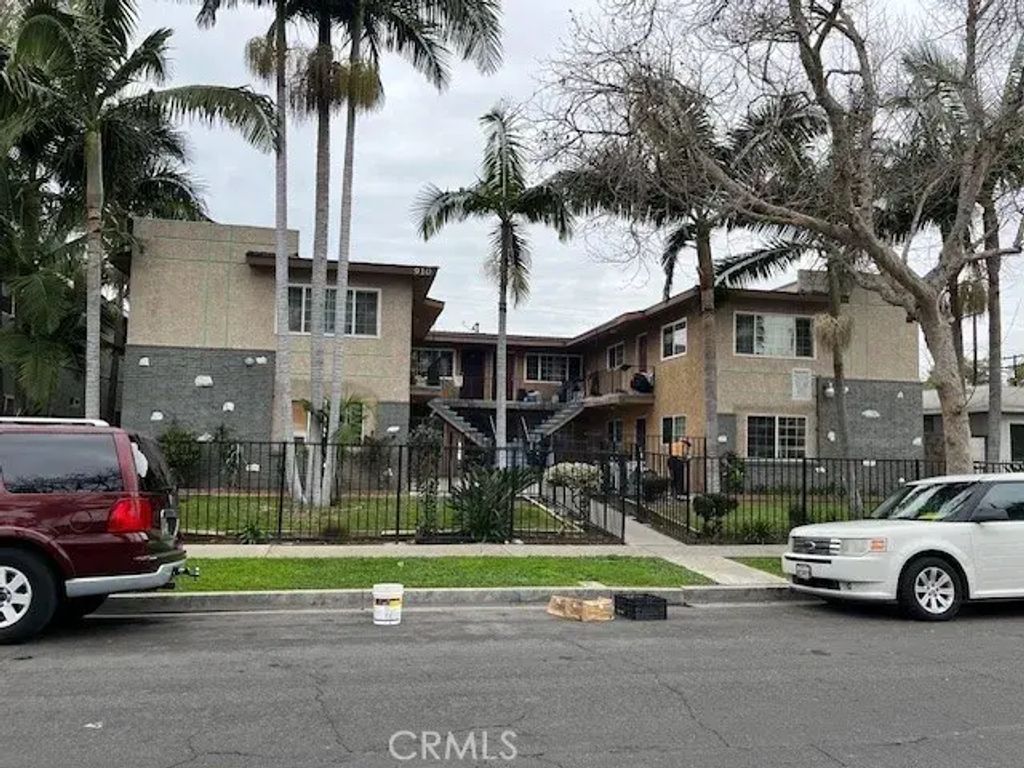 910 S Townsend, Santa Ana