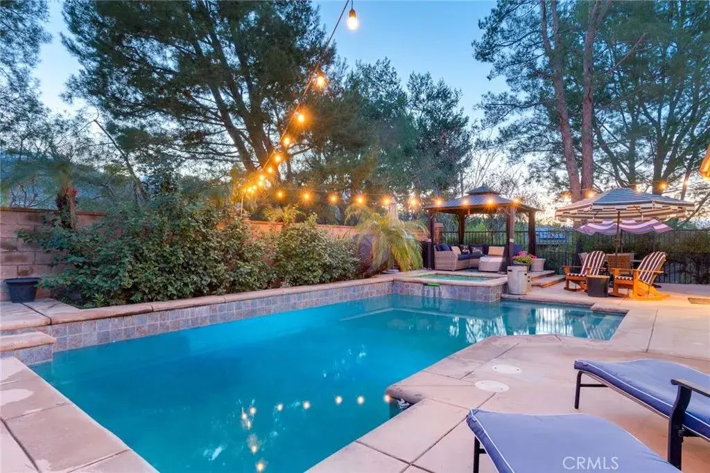 25183 Forest Street, Corona
