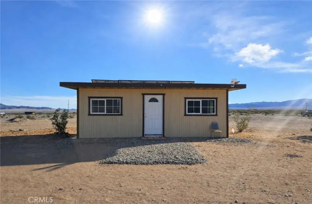84951 Eddie Albert, 29 Palms