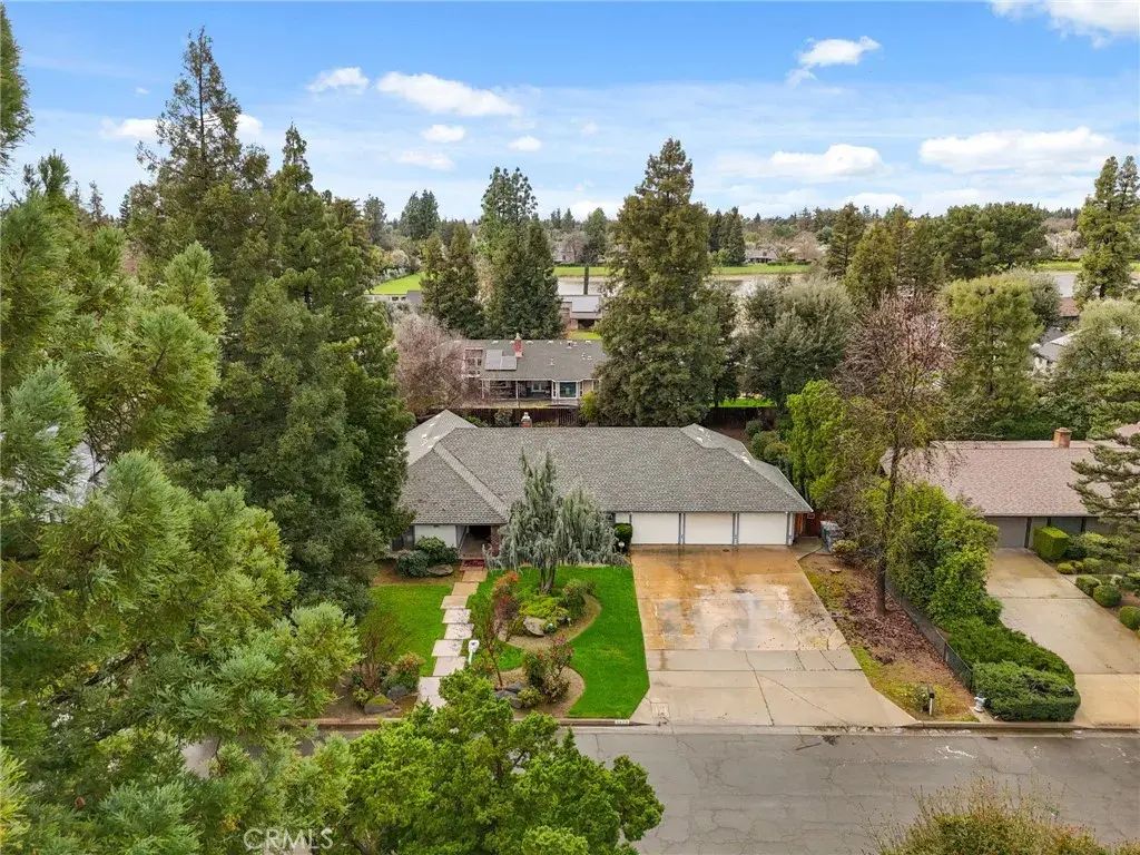 6479 N Blosser, Fresno