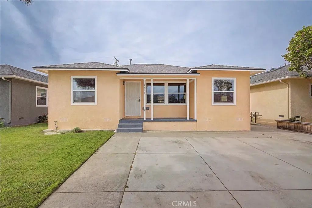 4523 Knoxville, Lakewood