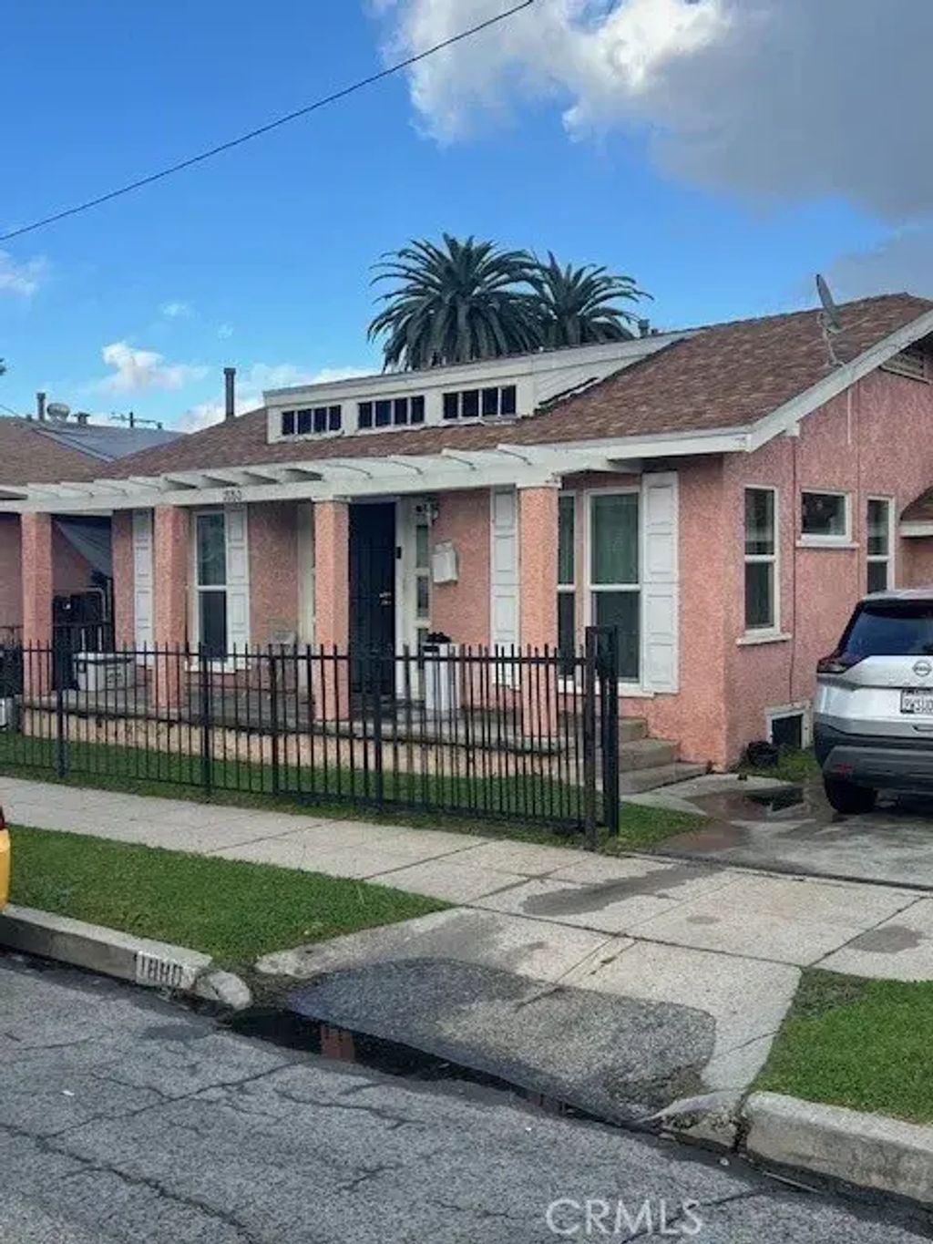 1876 Myrtle, Long Beach
