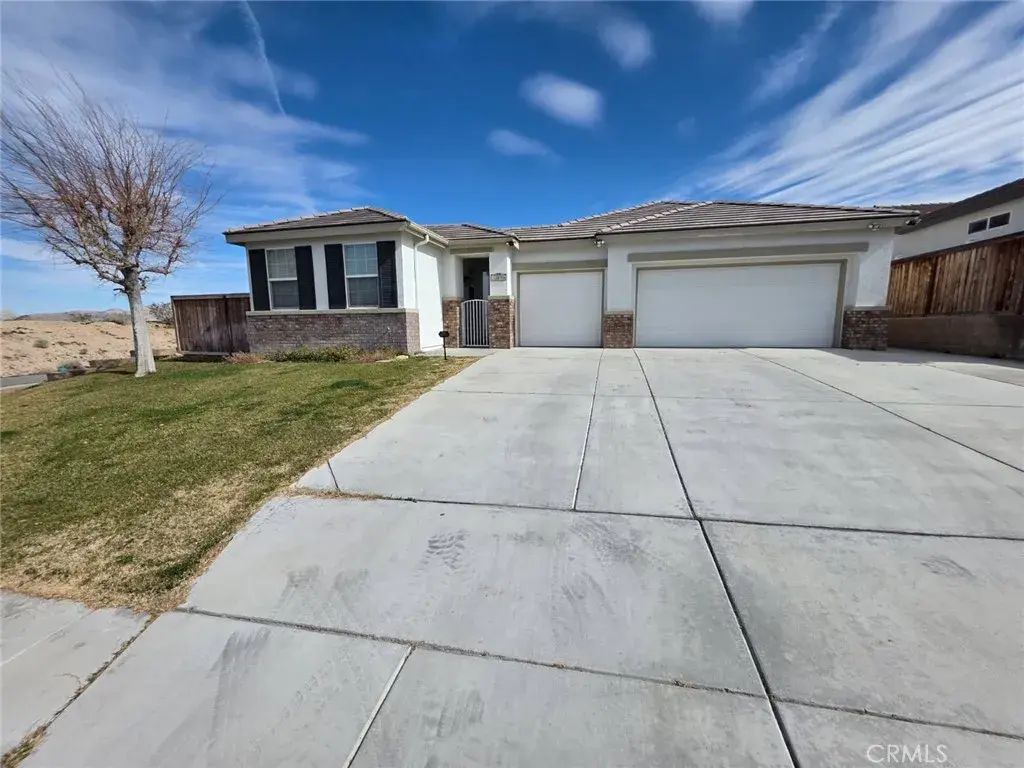 15895 Green Acres Court, Victorville