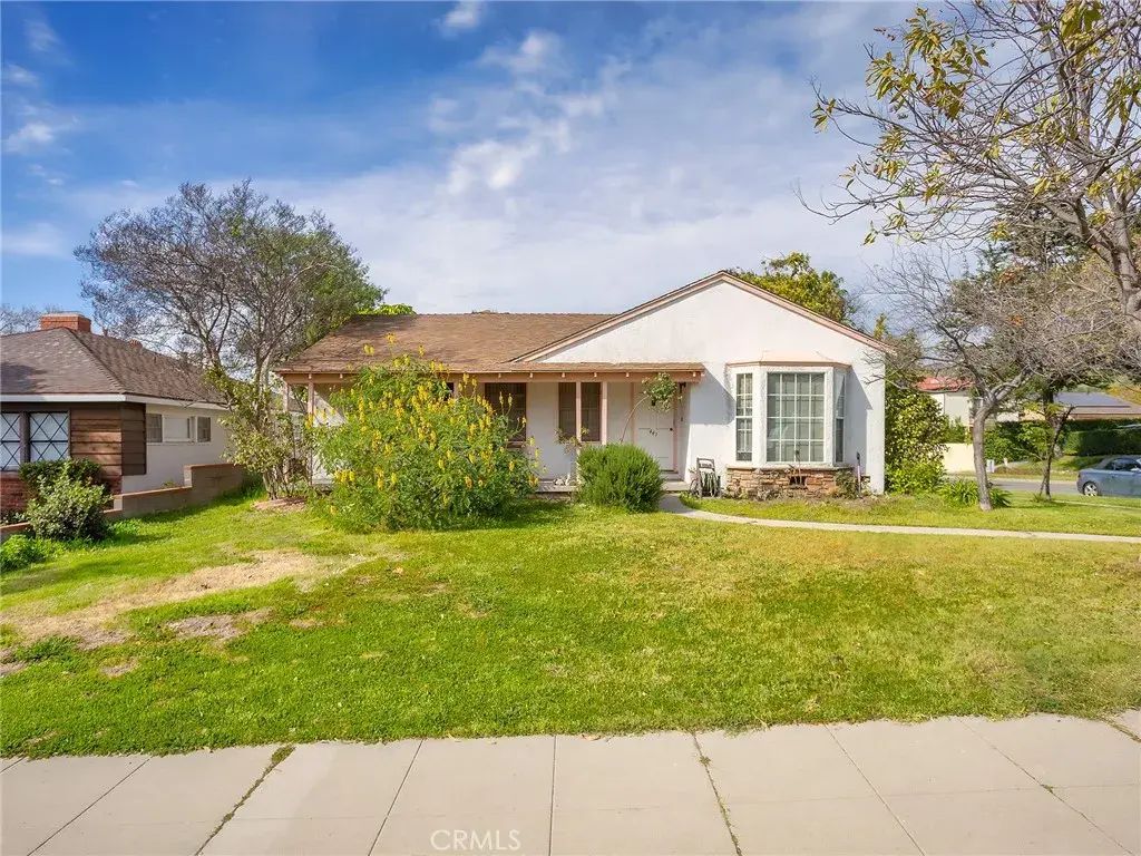 441 Dartmouth Road, Burbank