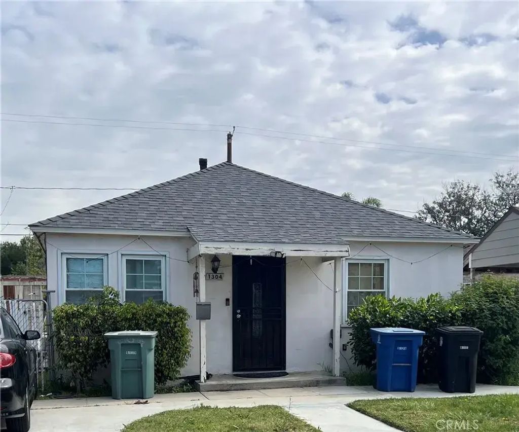 1304 N Griffith Park, Burbank