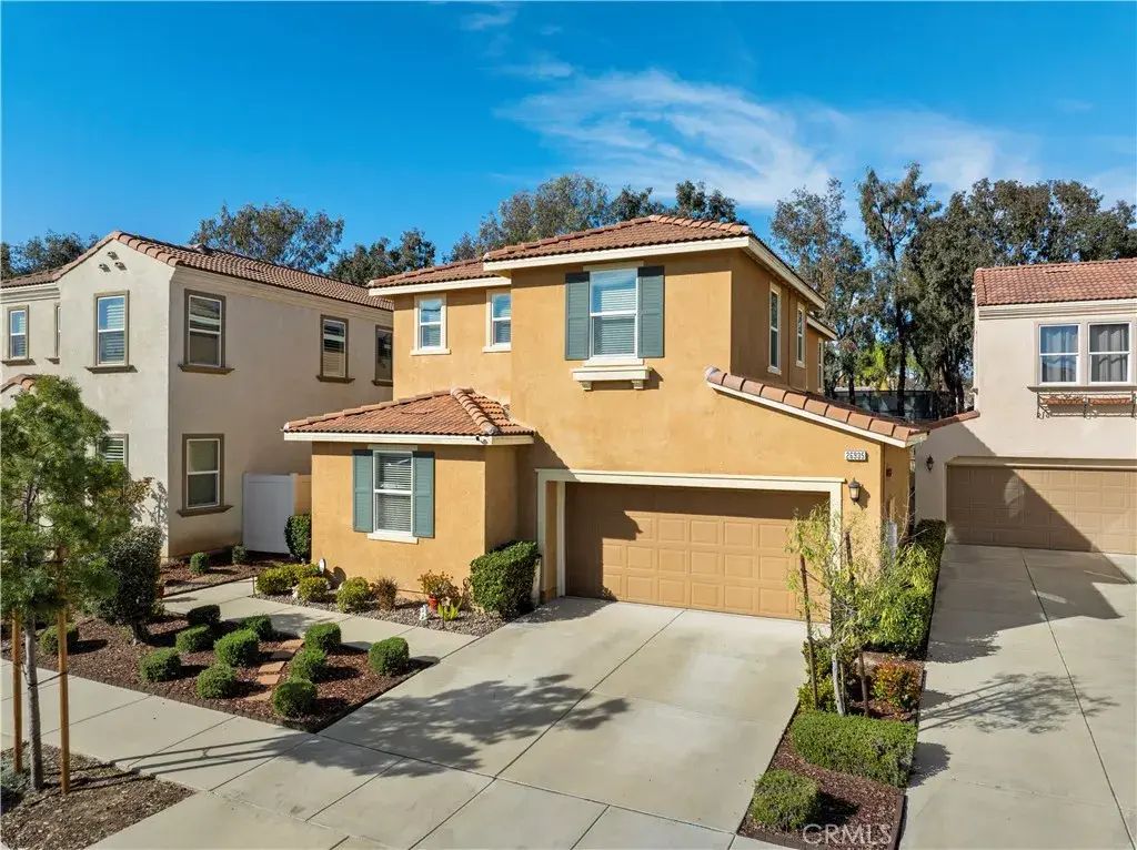 26935 Trestles, Canyon Country