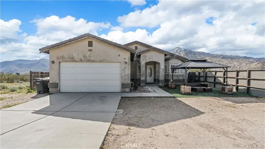 55551 Tamarack, Whitewater