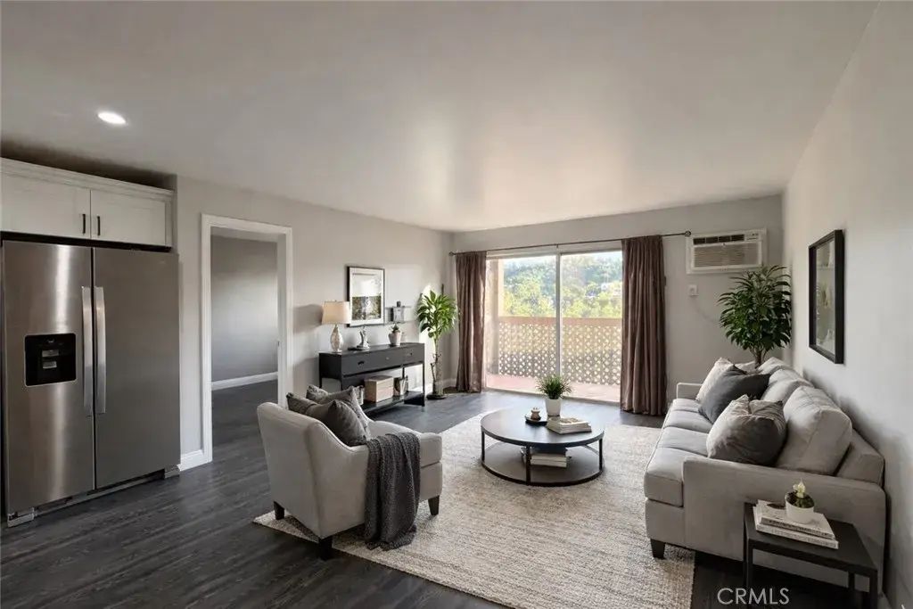 5830 Benner Street 208, Los Angeles