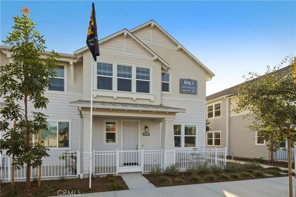 2352 Channel Drive 101, Ventura