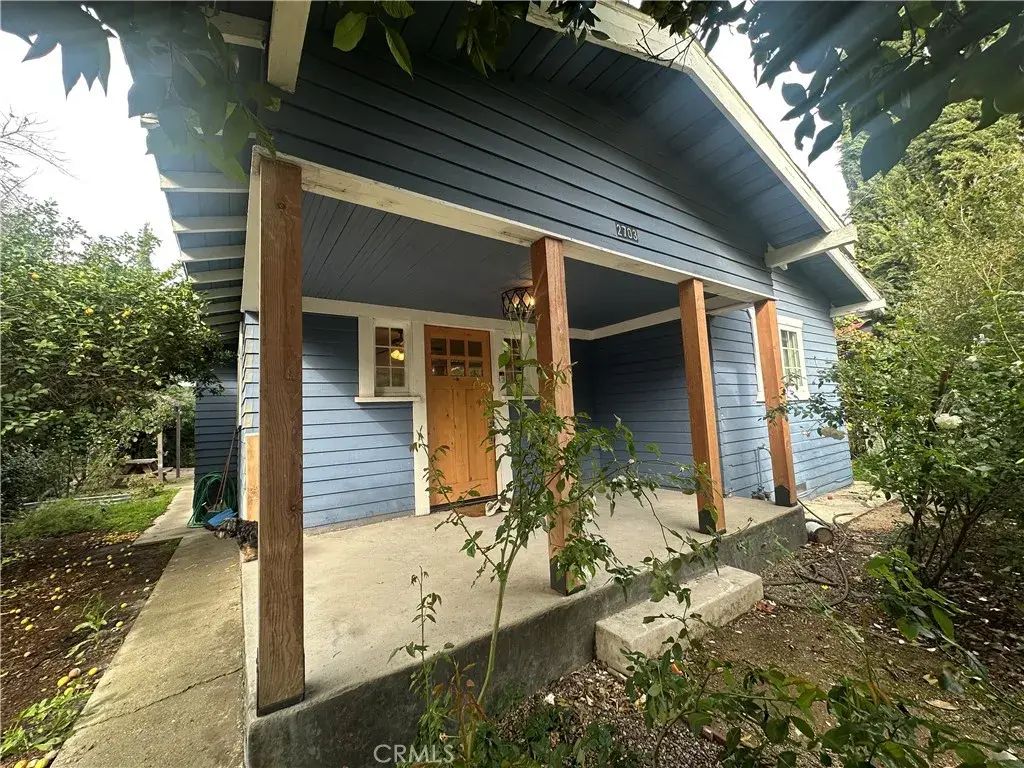 2703 Lincoln Park, Los Angeles
