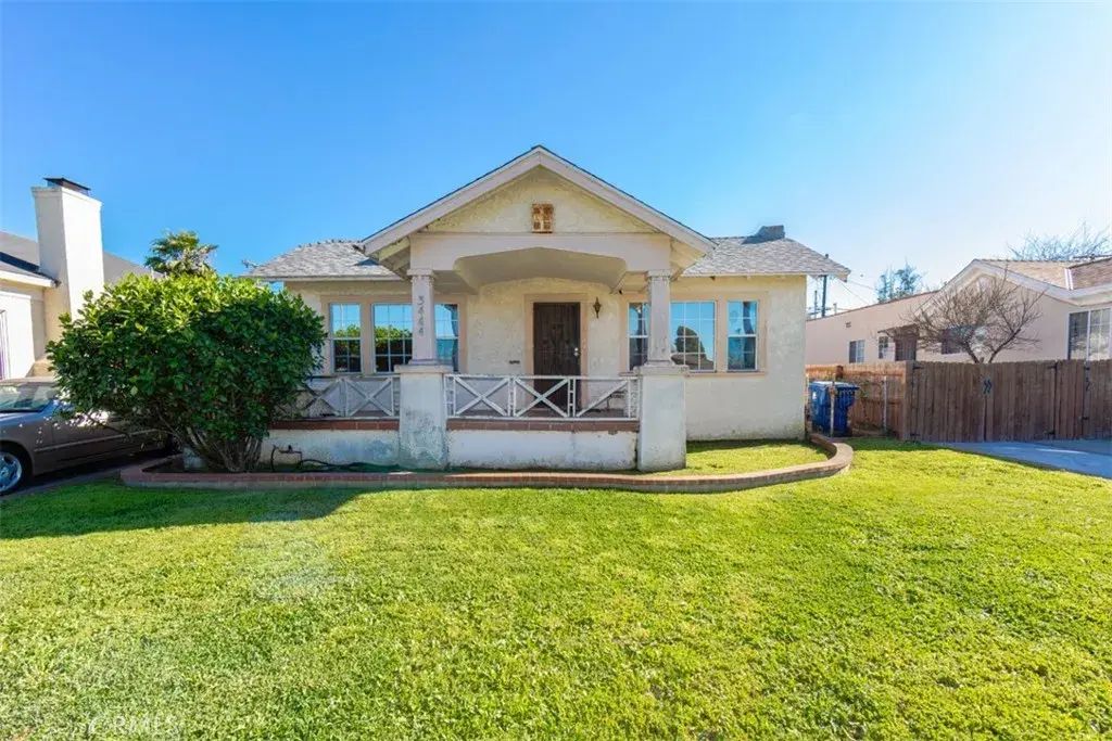 3444 W 74th, Los Angeles