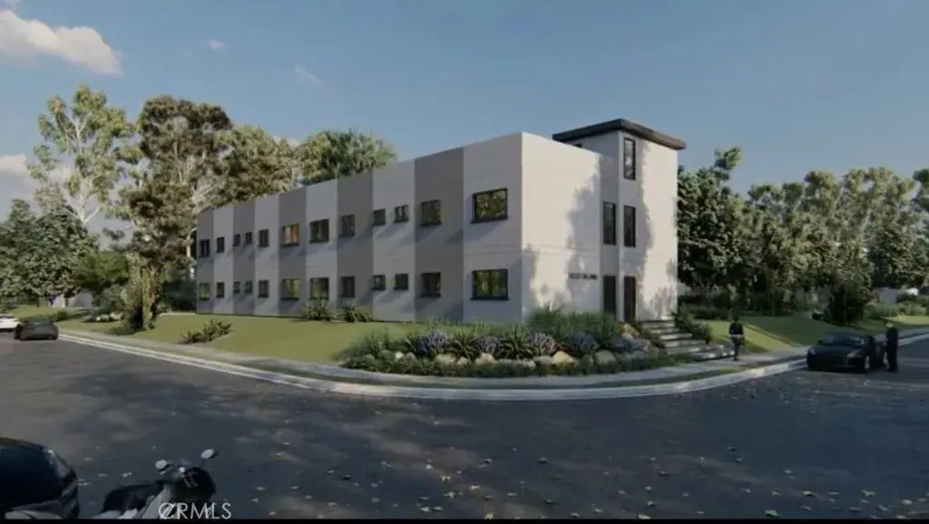 14233 Delano, Van Nuys