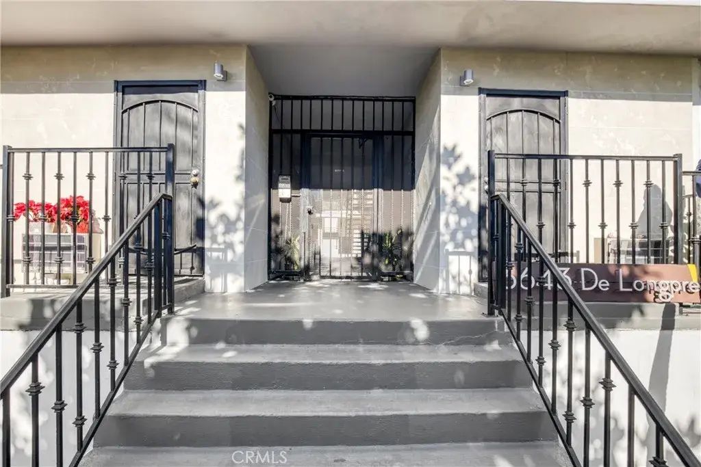 6643 De Longpre 5, Los Angeles